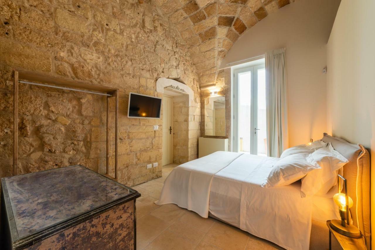 Lu Leccio Aparthotel 2*